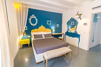 Curu Hotel *